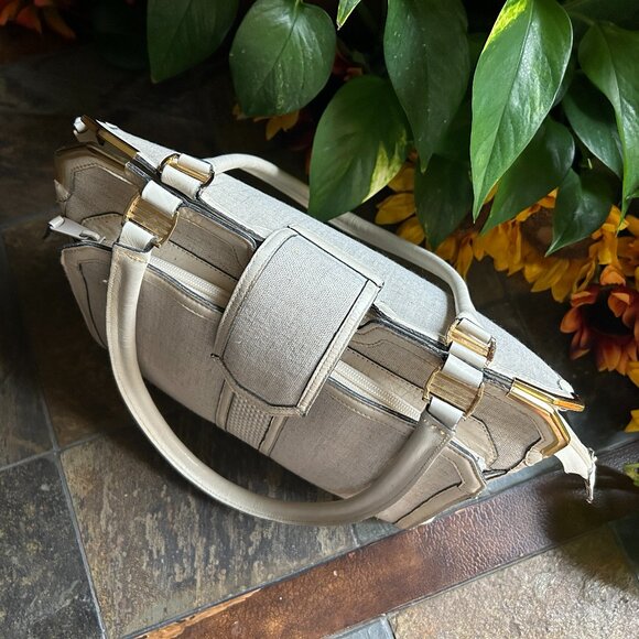 Phillippe Classic Travel Handbag - Picture 3 of 16